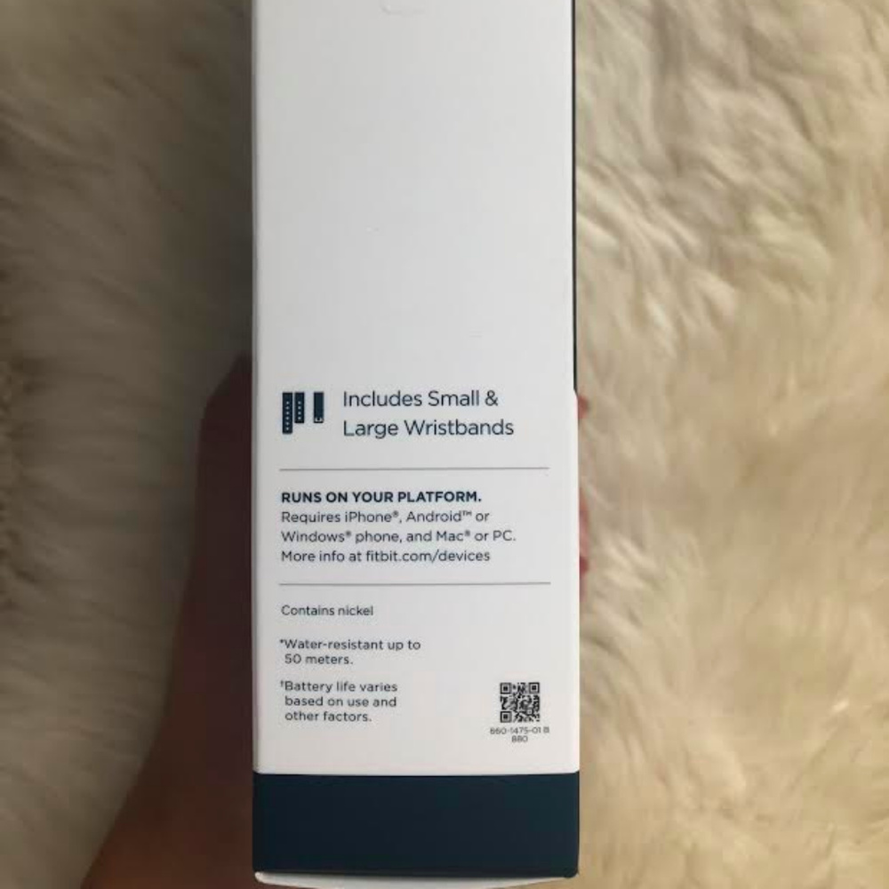 Fitbit Charge 3 - Picture 3 of 4